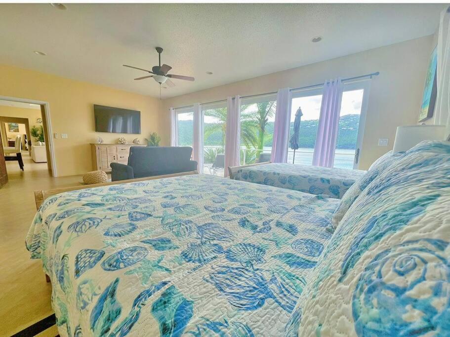 Sailfish Villa Luxury Beachfront Estate Magens Bay Cruz Bay Екстериор снимка